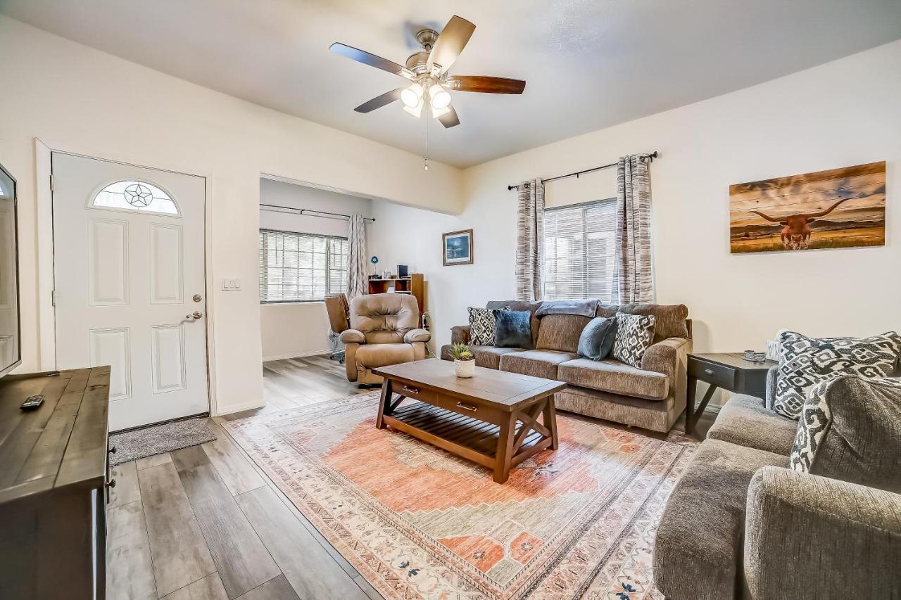 Midtown Modern Farmhouse San Antonio Kültér fotó