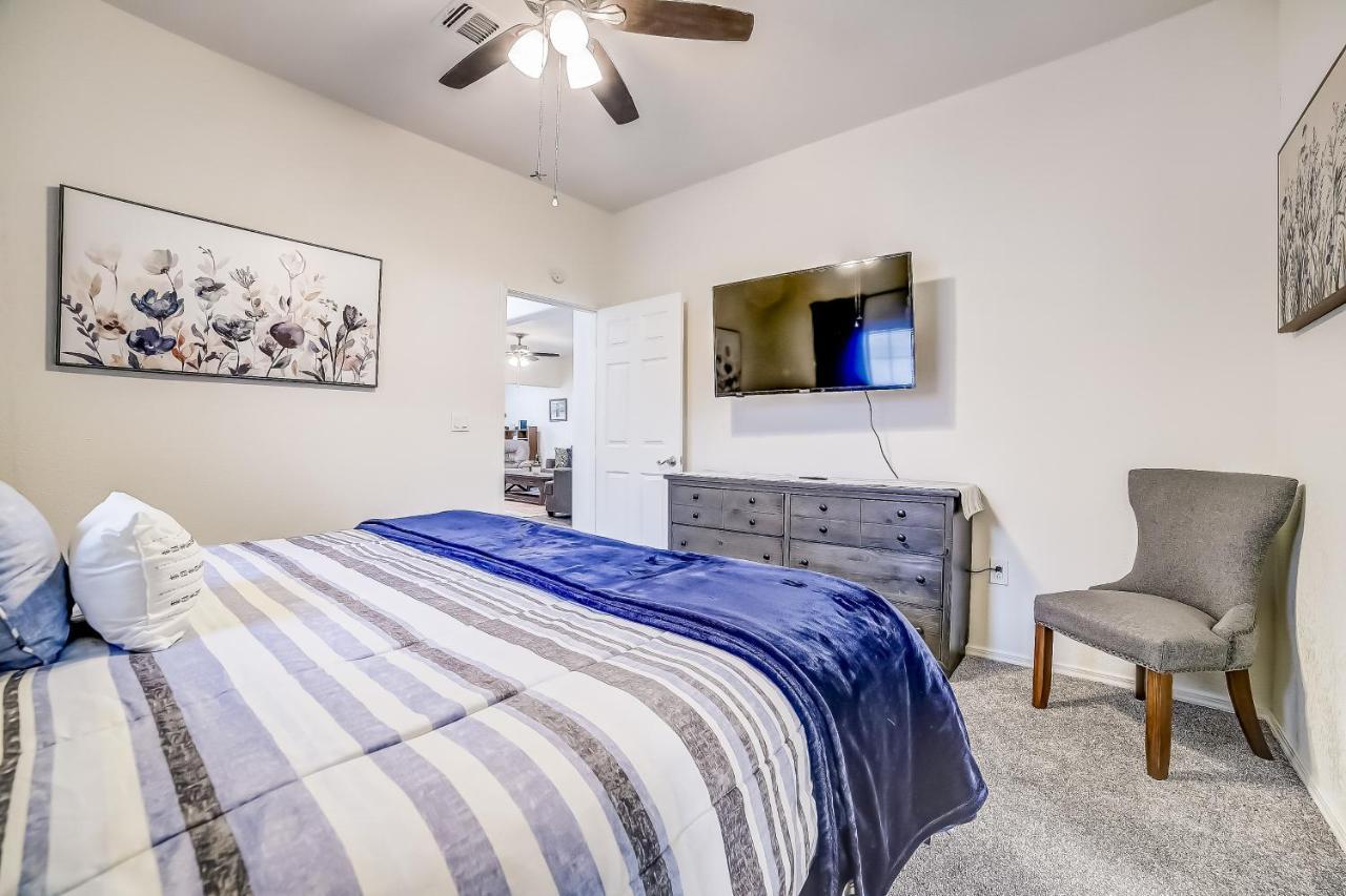 Midtown Modern Farmhouse San Antonio Kültér fotó